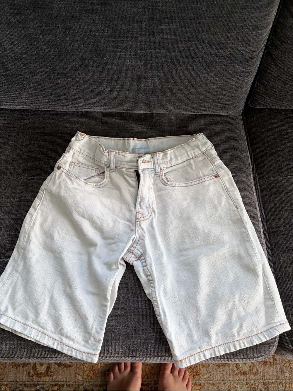Zara White Men's Denim Shorts - Casual Five-Pocket Style